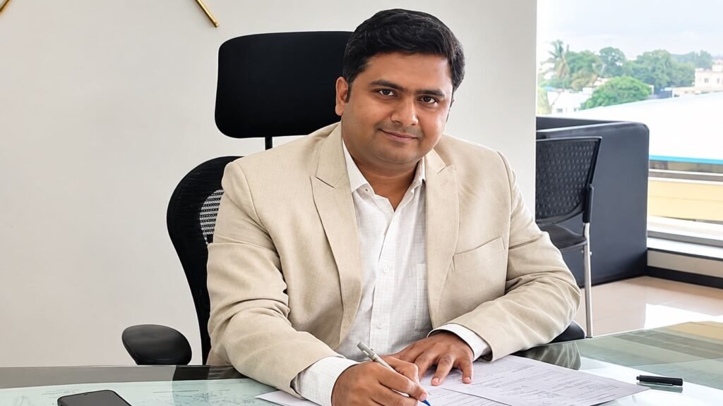 Mullai Muhilan IAS